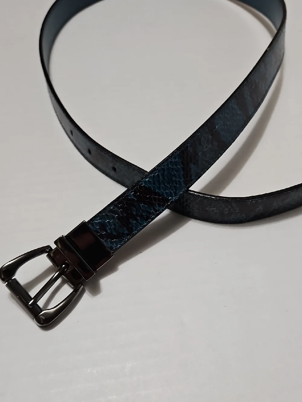 Nine West Women's Aqua & Black Synthetic Textured Leather Belt Size M